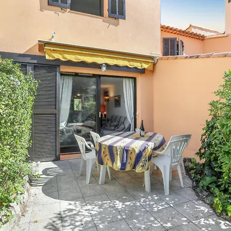 Maison Confortable Pres Des Plages De Saint-raphael Holiday home *