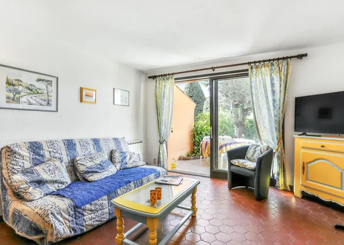 Maison Confortable Pres Des Plages De Saint-raphael