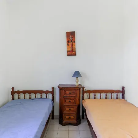 Dom wakacyjny Maison Confortable Pres Des Plages De Saint-raphael *