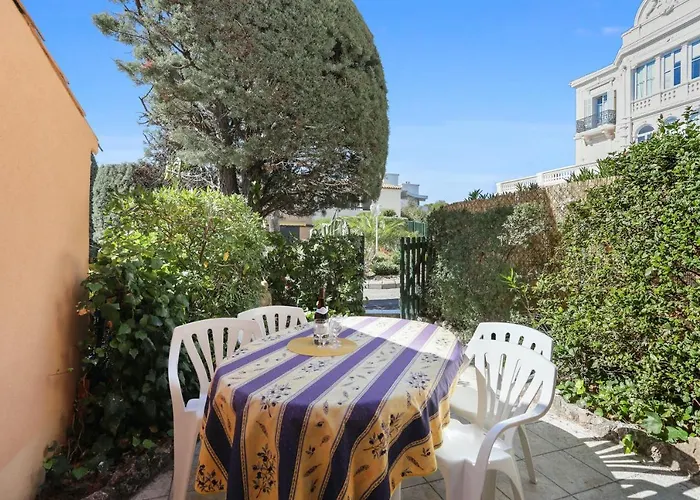 Maison Confortable Pres Des Plages De Saint-raphael *