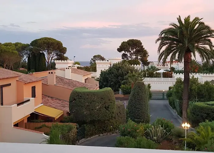 Ferienhaus Maison Confortable Pres Des Plages De Saint-raphael Saint-Raphaël
