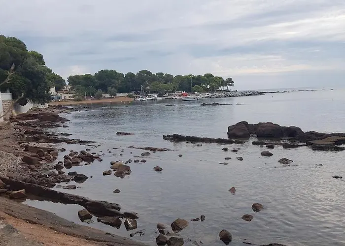 Maison Confortable Pres Des Plages De Saint-raphael * Saint-Raphaël